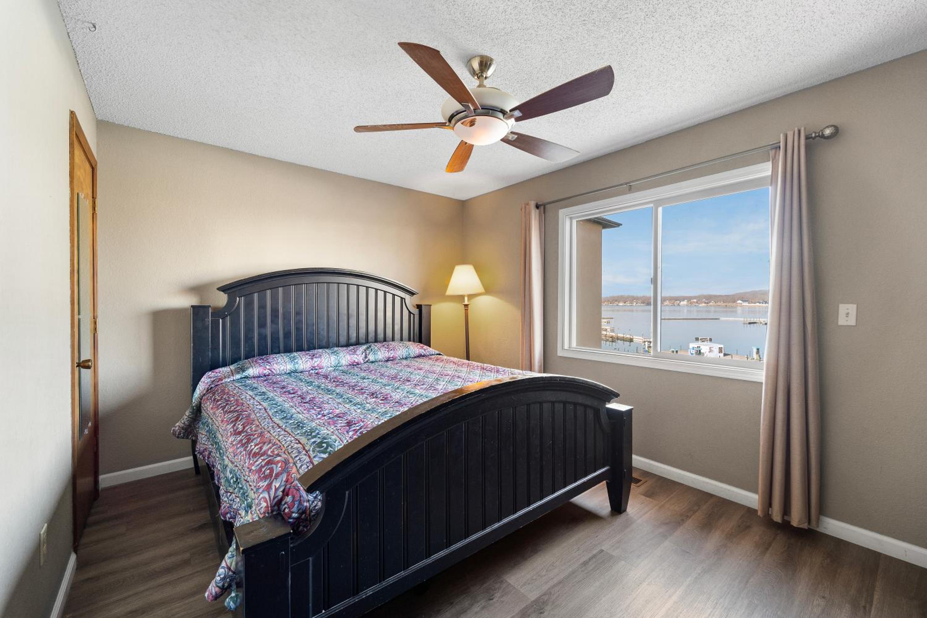 Lodge Sleep 16- Bachelor/bachelorette Parties Welcome! view 5