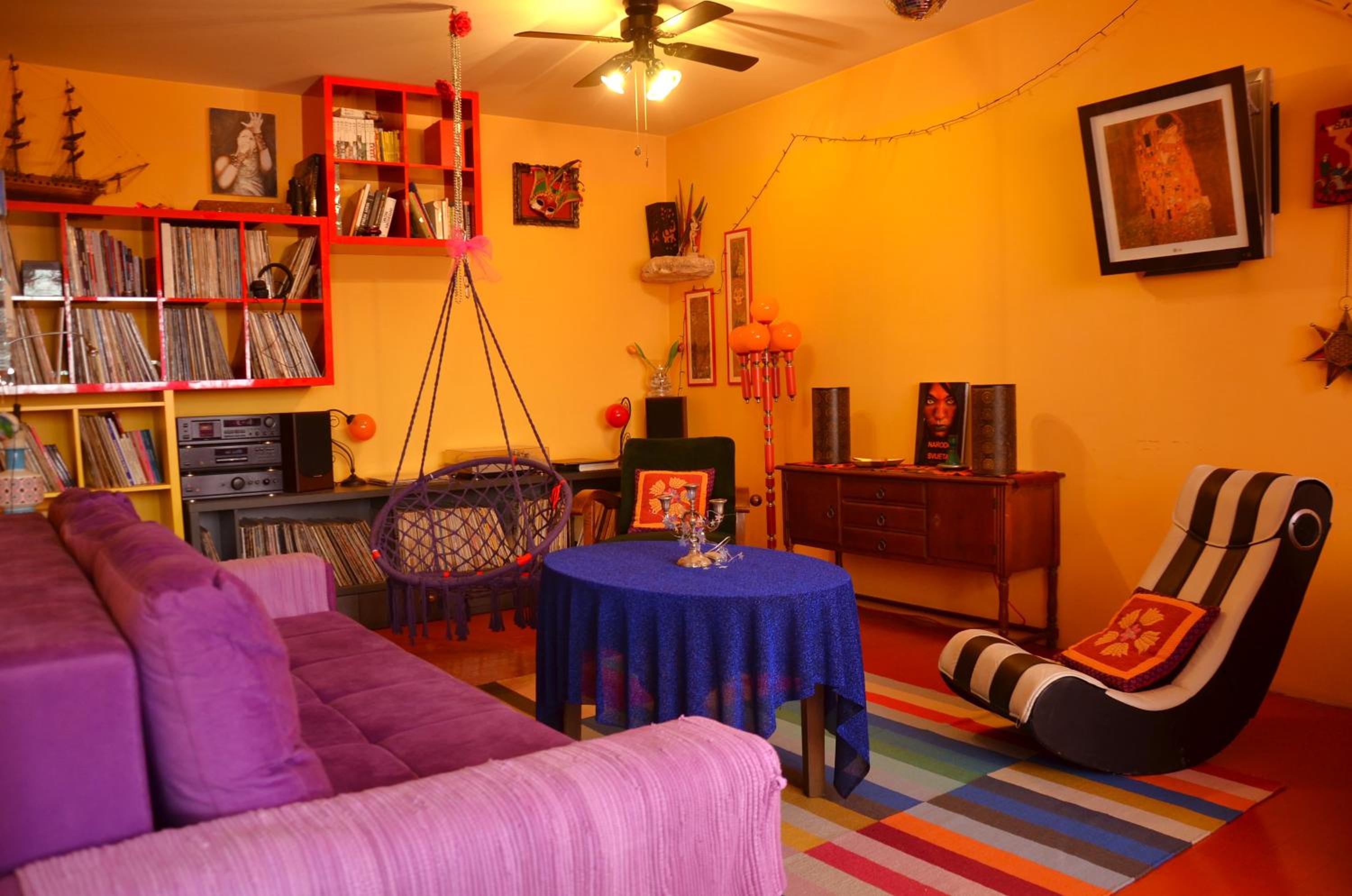 lounge