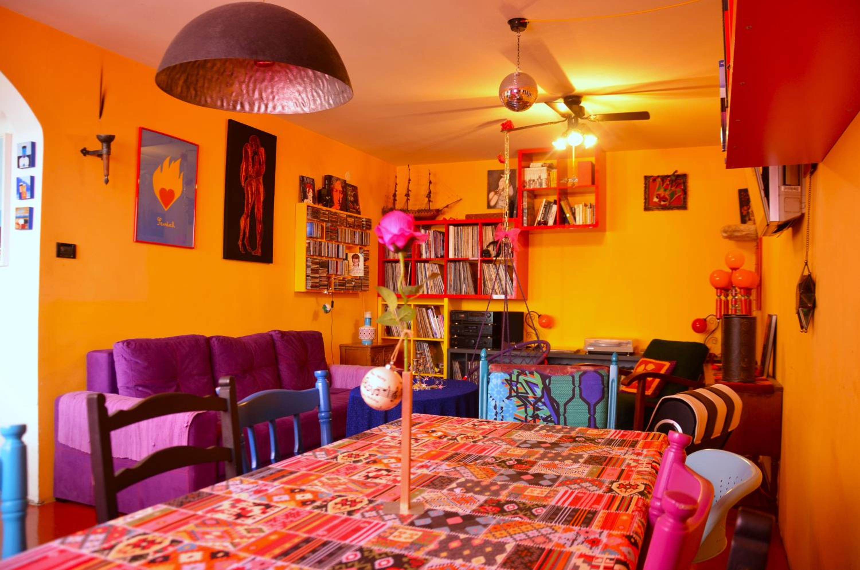 lounge