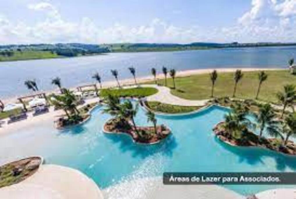 Casa de Campo RSC XIII - Represa Jurumirim - SP
