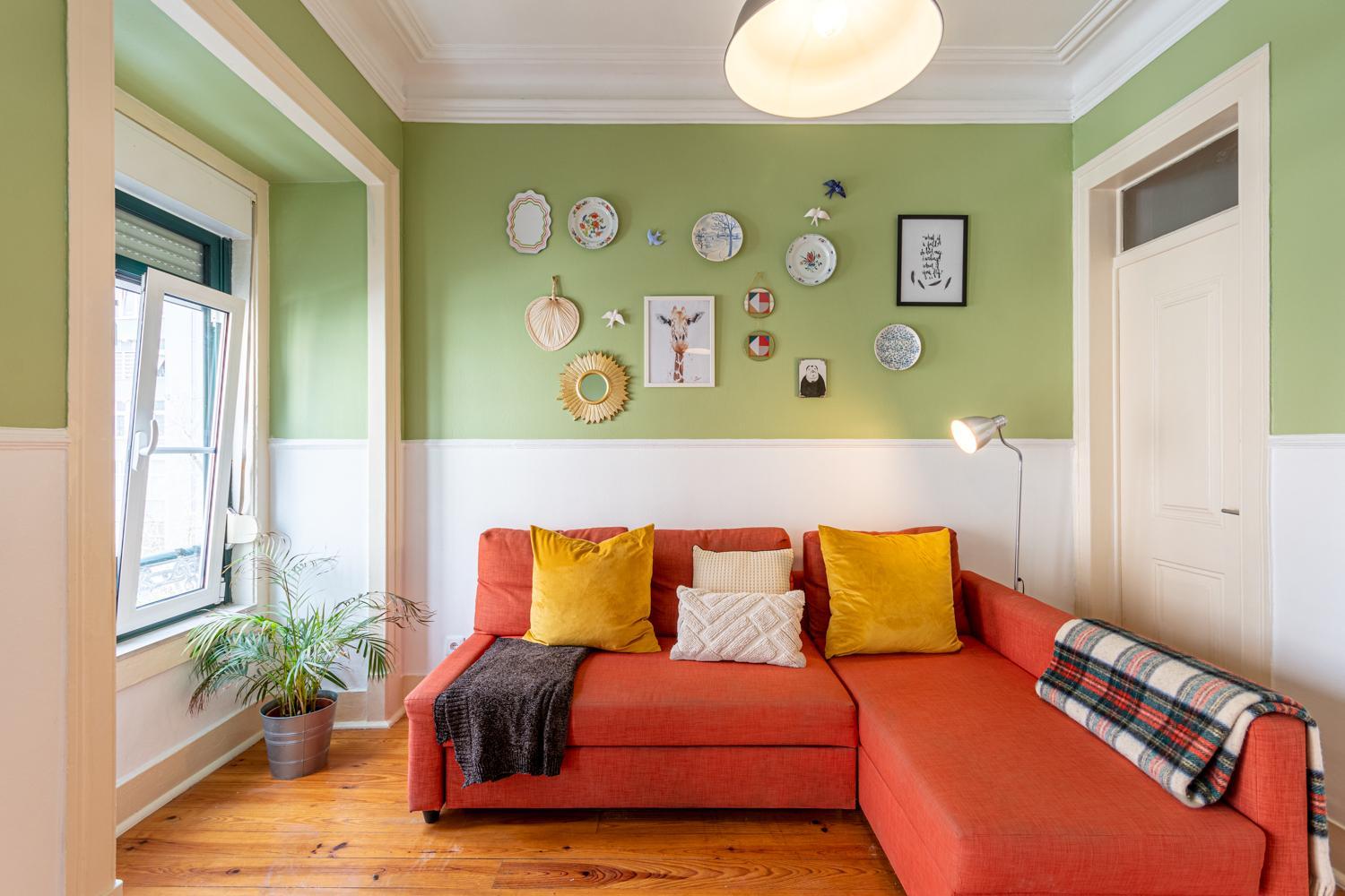 Spacious apartment with terrace at Graça view 2
