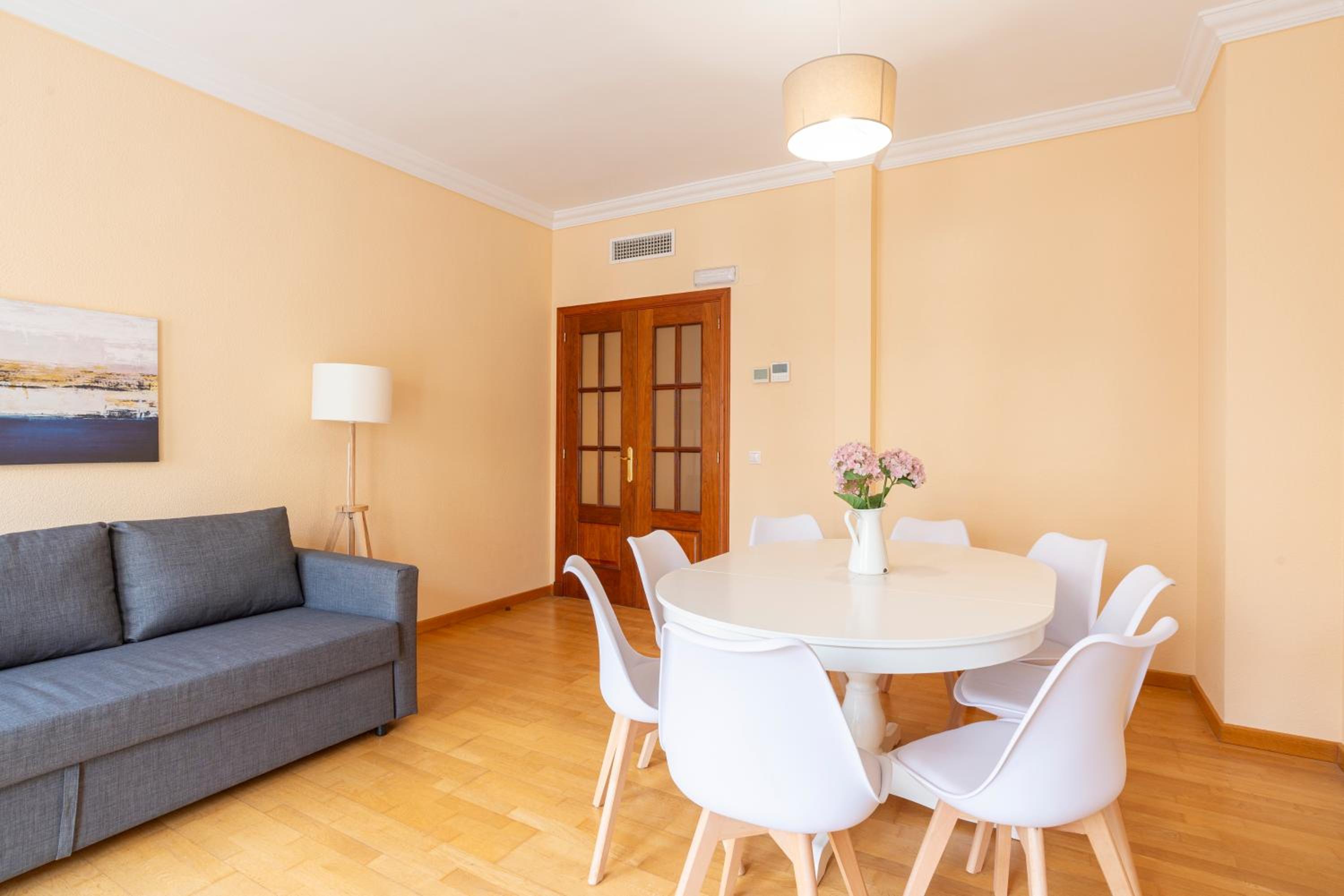 Teatro Plaza Apartments