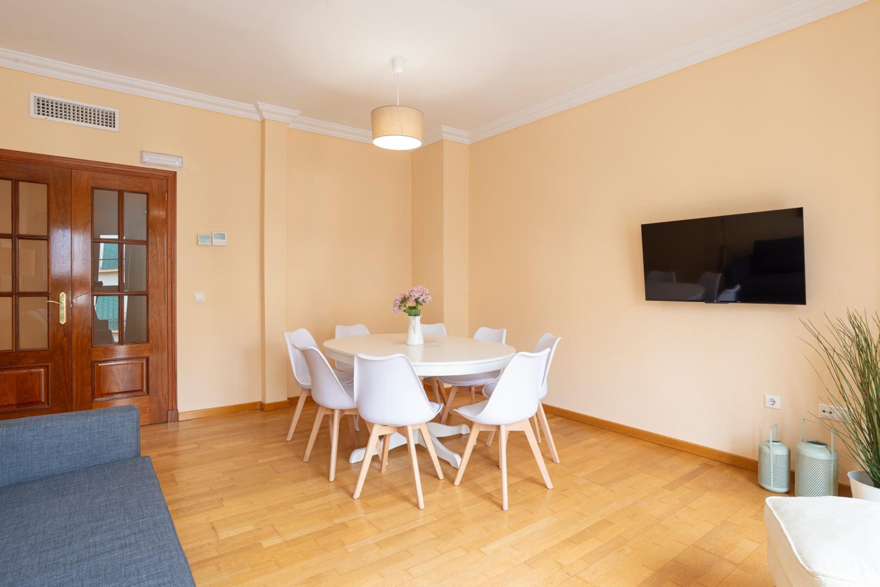 Teatro Plaza Apartments