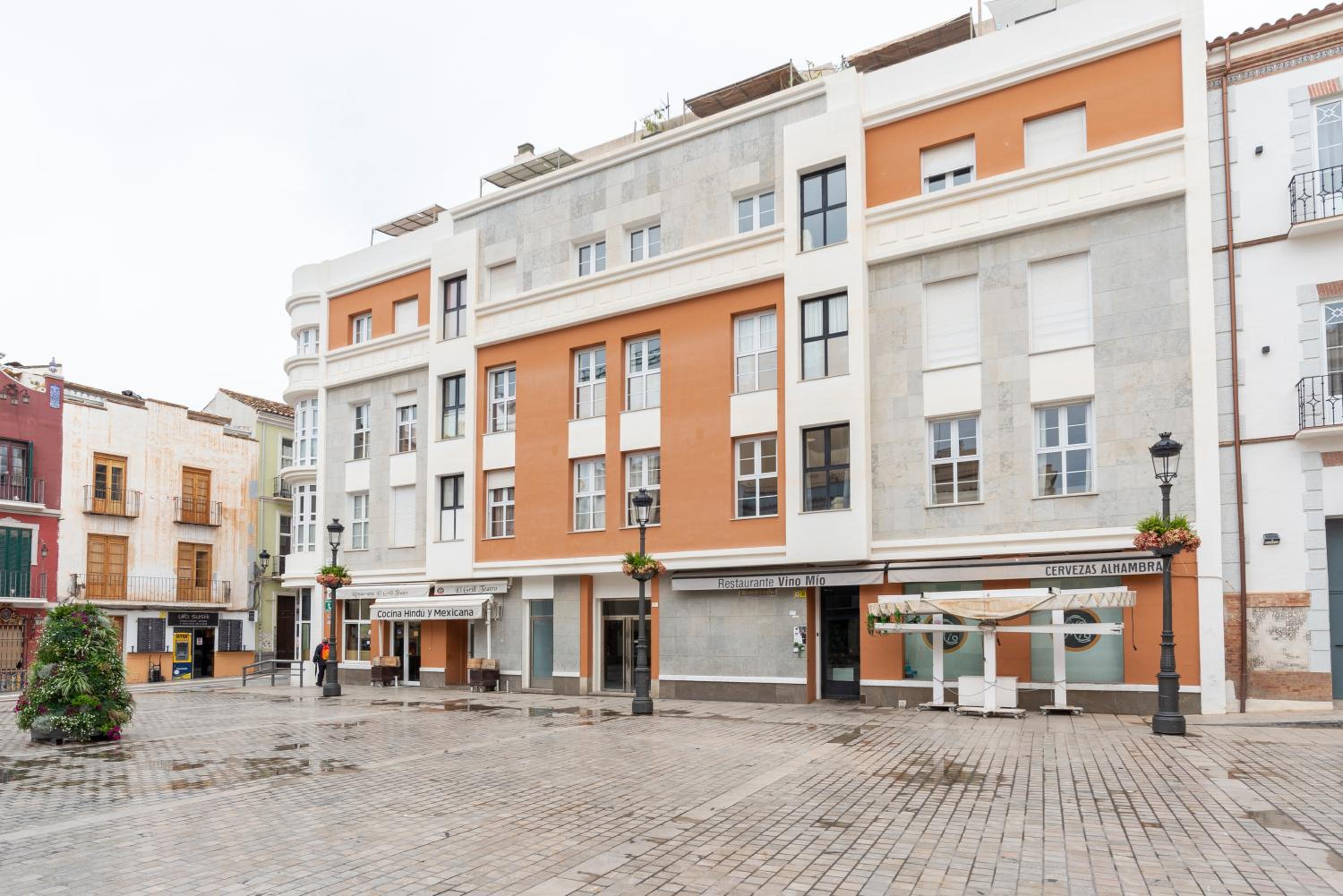 Teatro Plaza Apartments