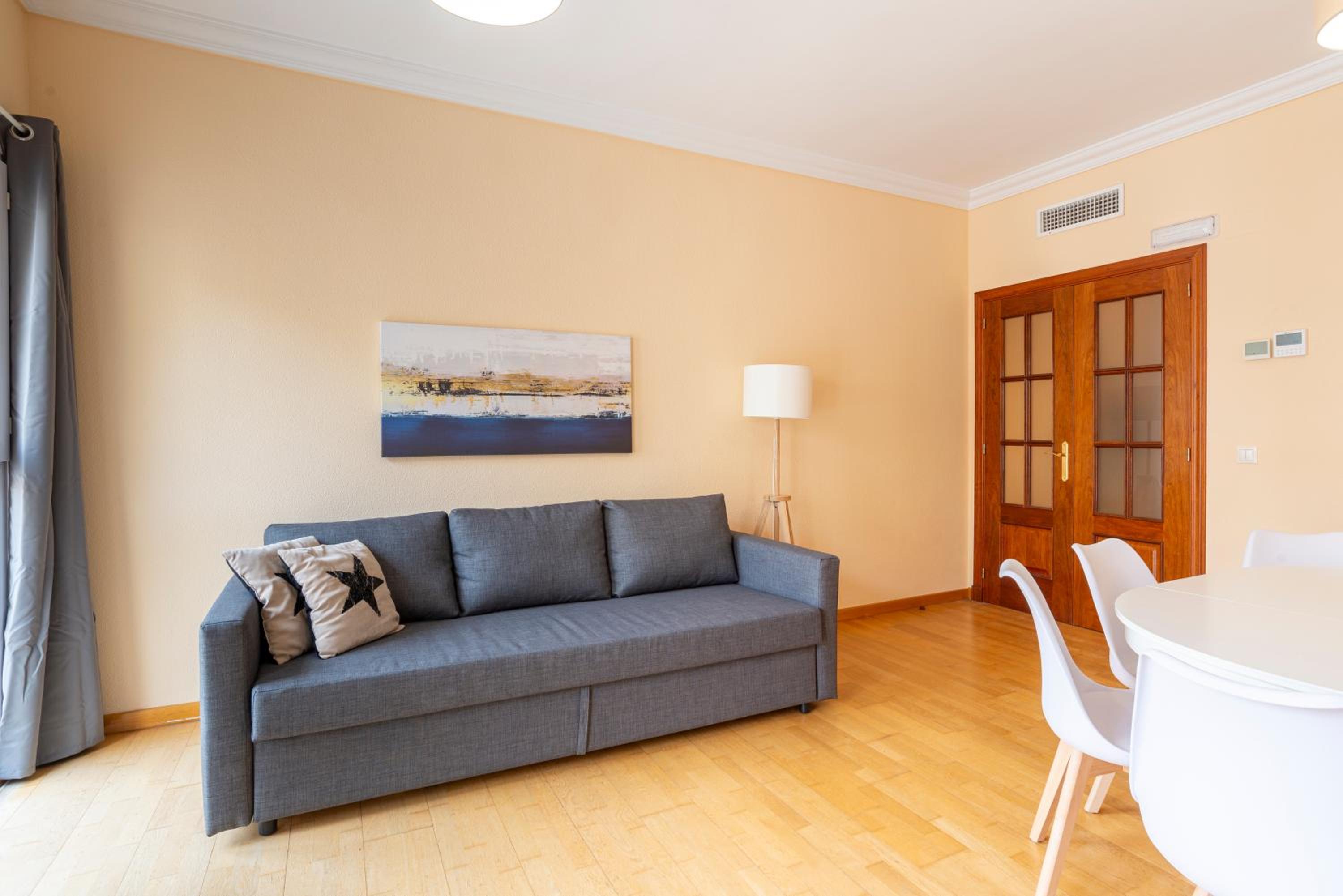 Teatro Plaza Apartments