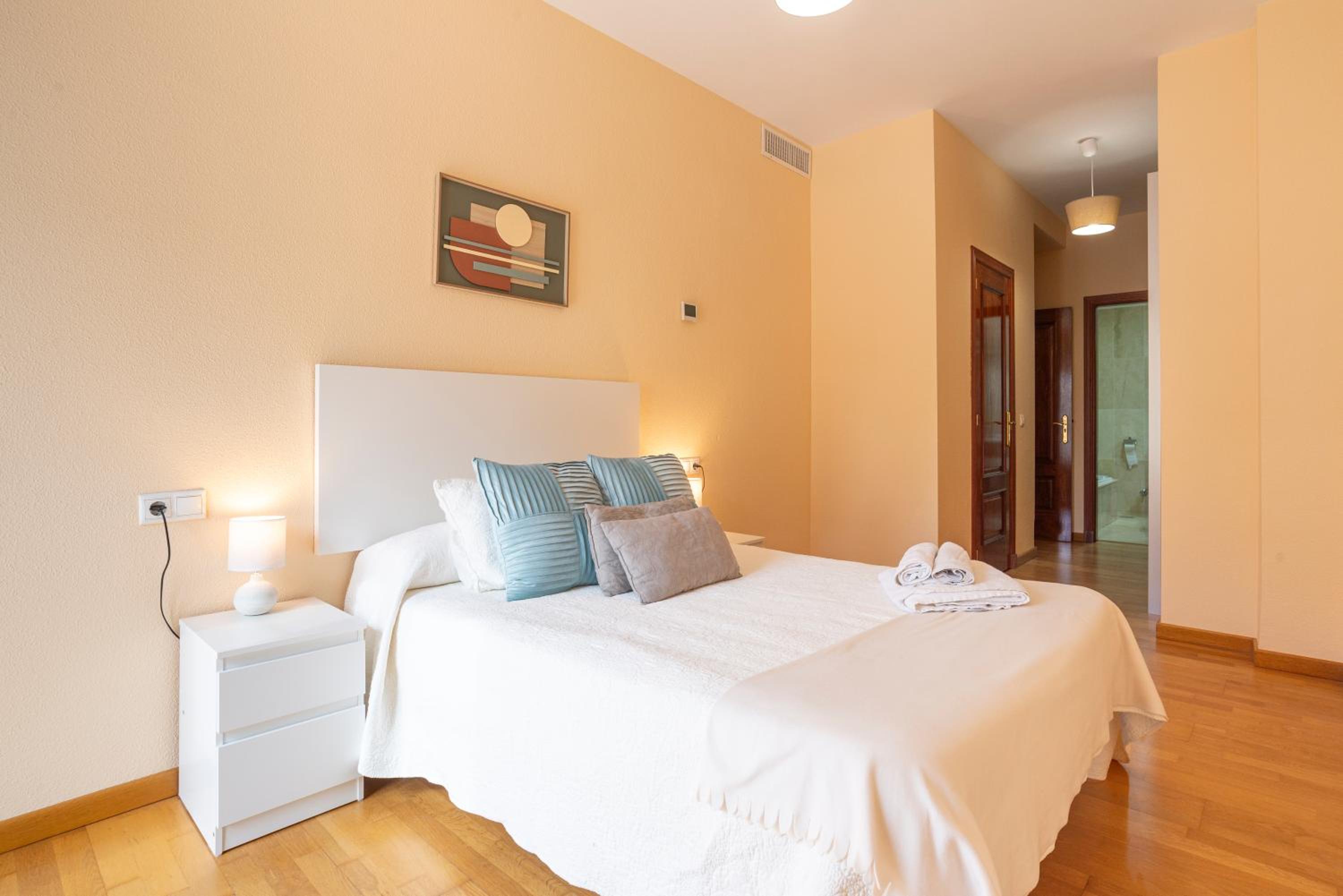 Teatro Plaza Apartments