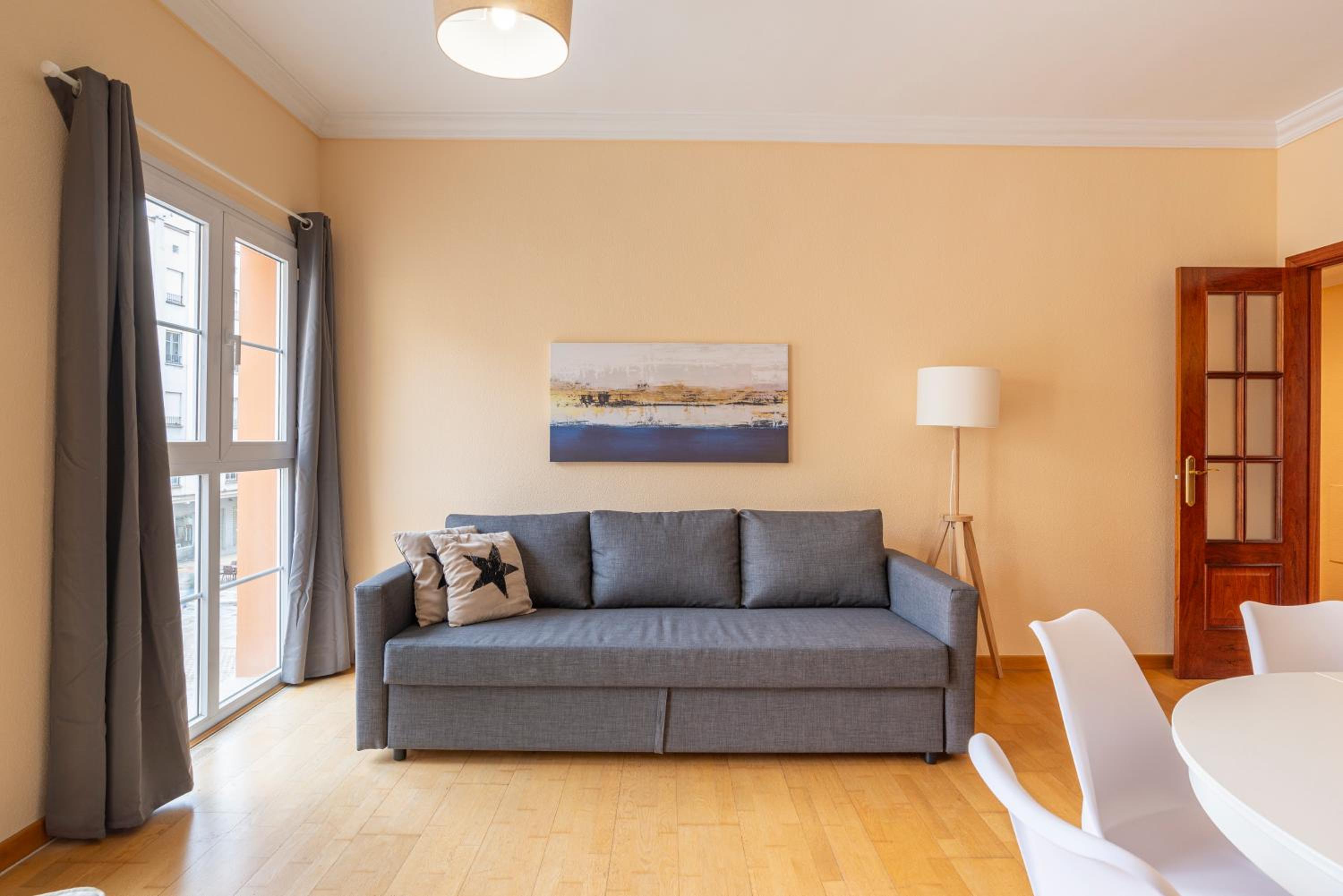 Teatro Plaza Apartments