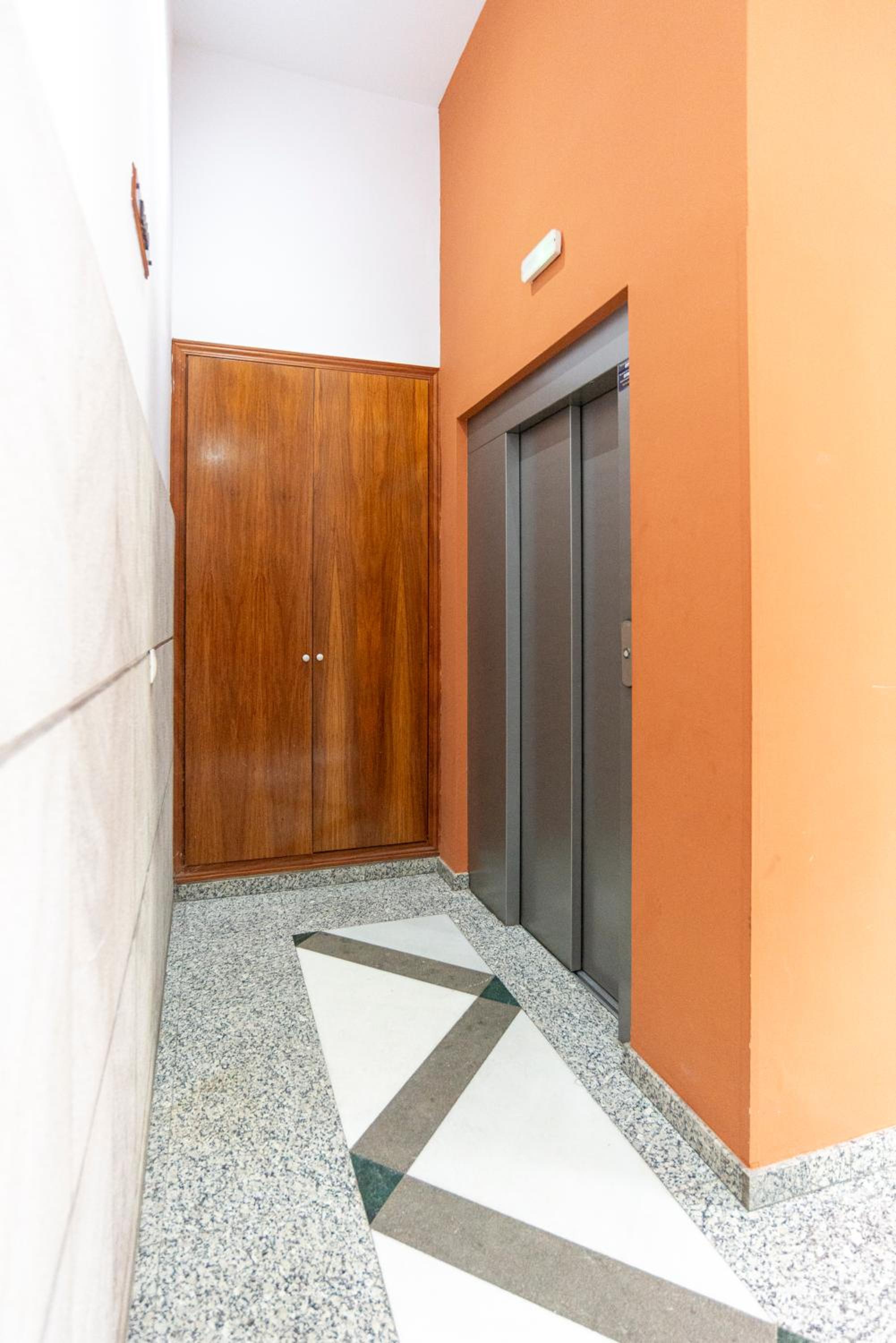 Teatro Plaza Apartments