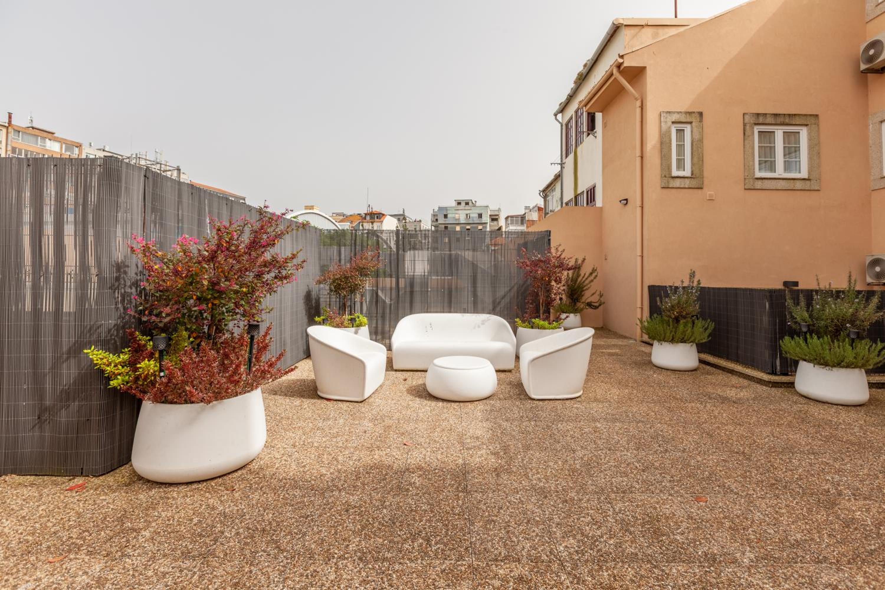 Savvy Signature Apartments