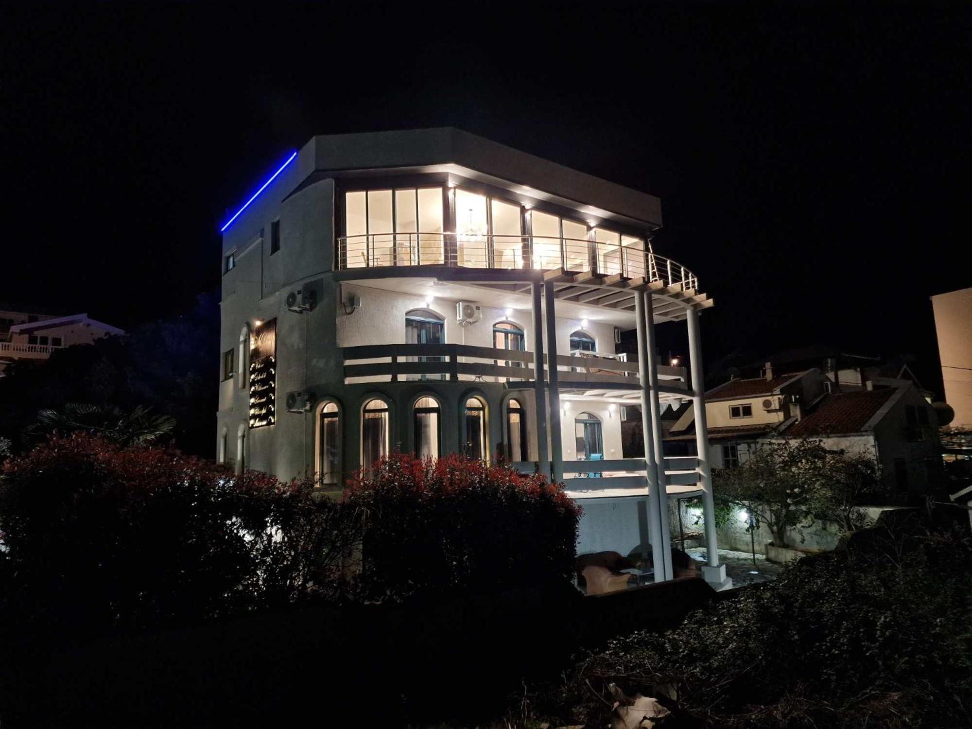 Villa Glamour view 2