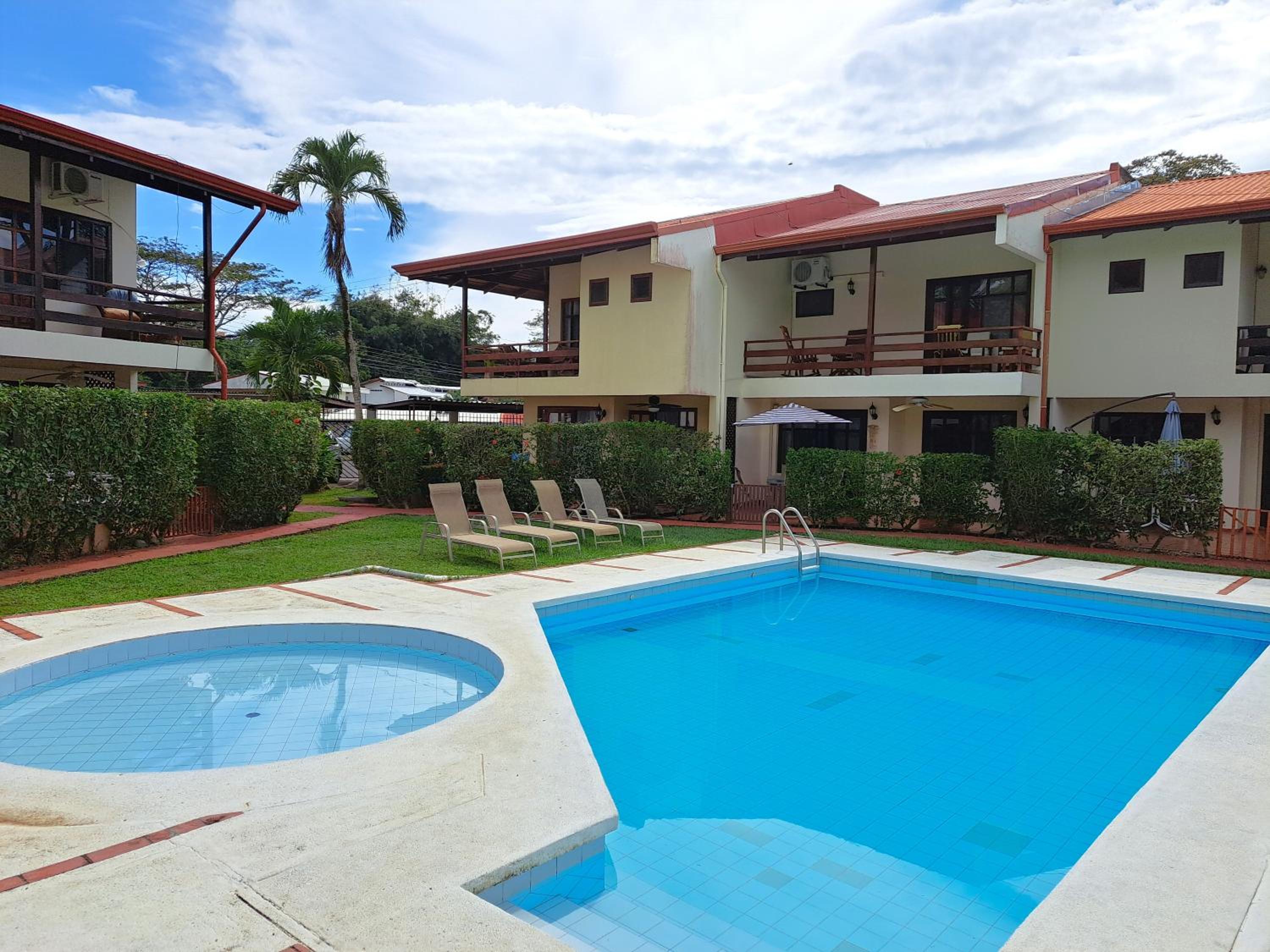 Rio Copey 2 townhouse near the beach in Jaco