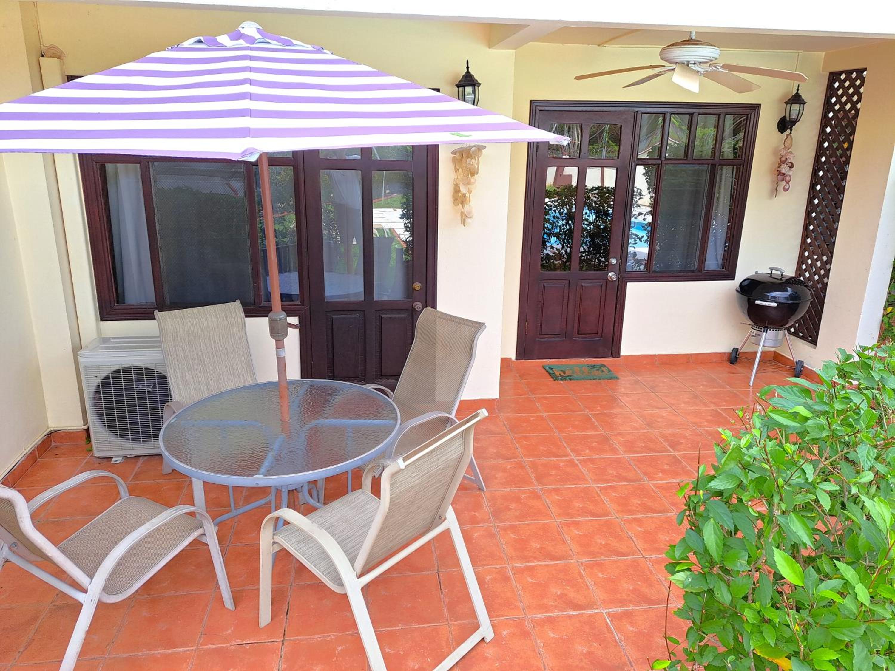 Rio Copey 2 townhouse near the beach in Jaco