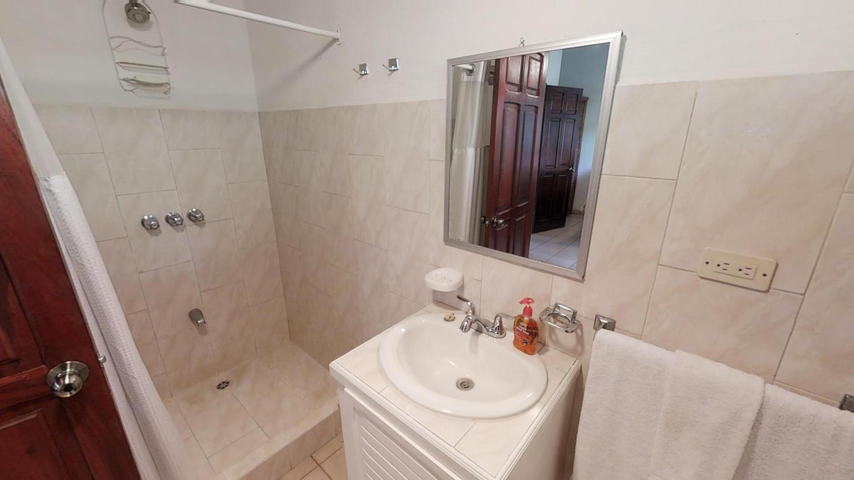 Rio Copey 2 townhouse near the beach in Jaco