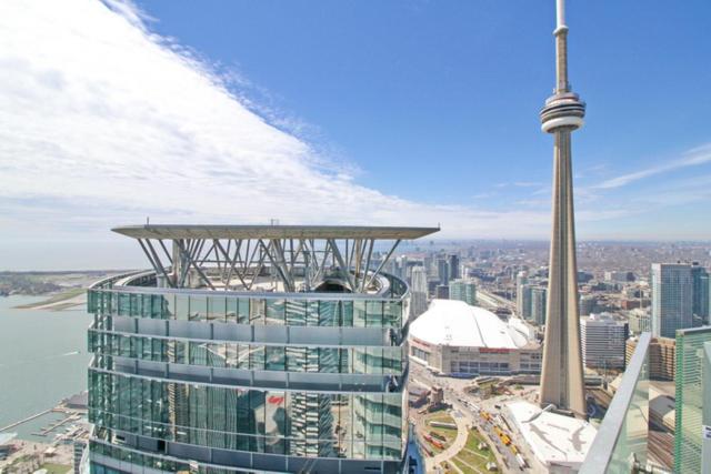Presidential 2+1BR Condo, Entertainment District (Downtown) w/ CN Tower View, Balcony, Pool & Hot Tub