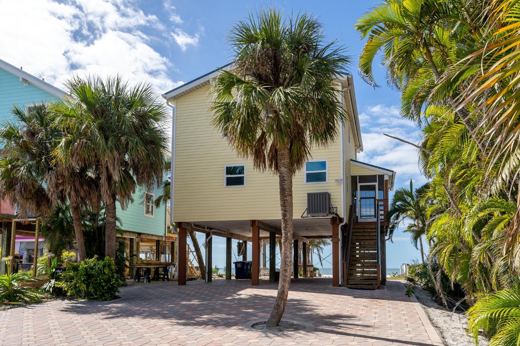 Castaway Cottage