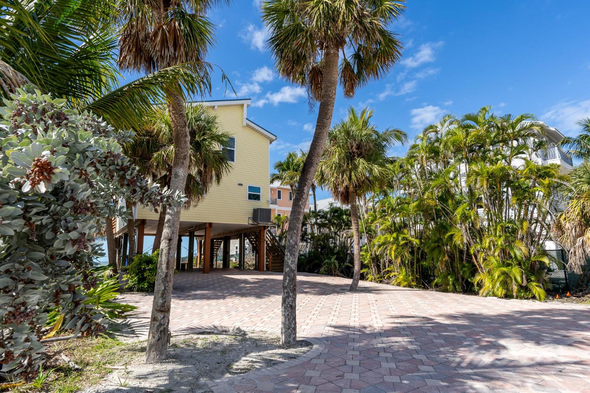 Castaway Cottage