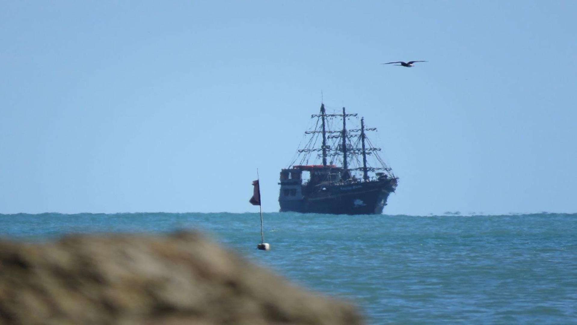 VA104 BETO CARRERO FÉRIAS Home Club Praia 3qrts
