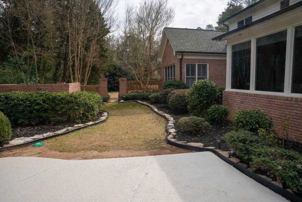 LaGrange Vacations - Lakefront Retreat w/ Guest House - Property Image 4