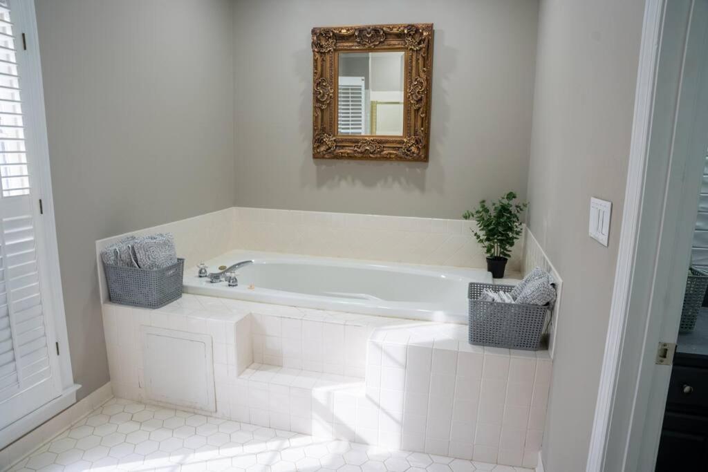 LaGrange Vacations - Lakefront Retreat w/ Guest House - Property Image 2