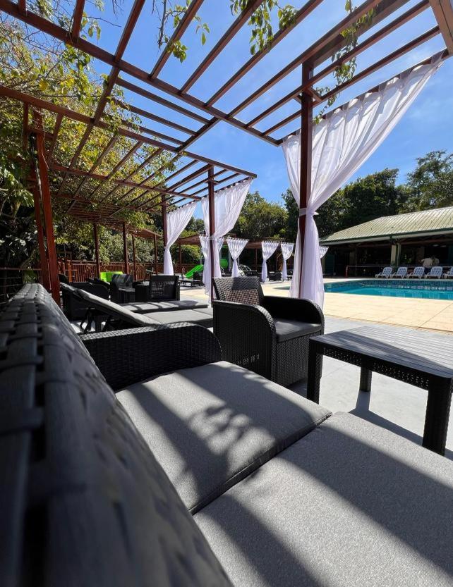 Hotel Raices Esturion