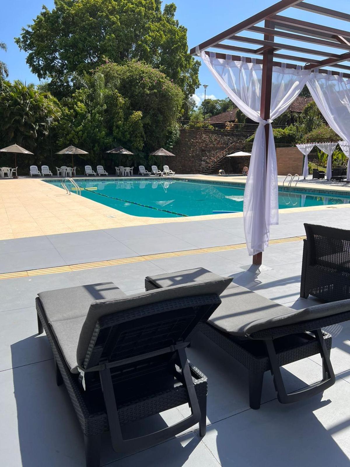 Hotel Raices Esturion