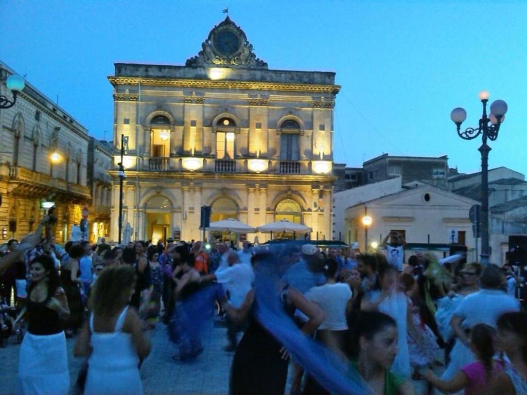 Photo 51