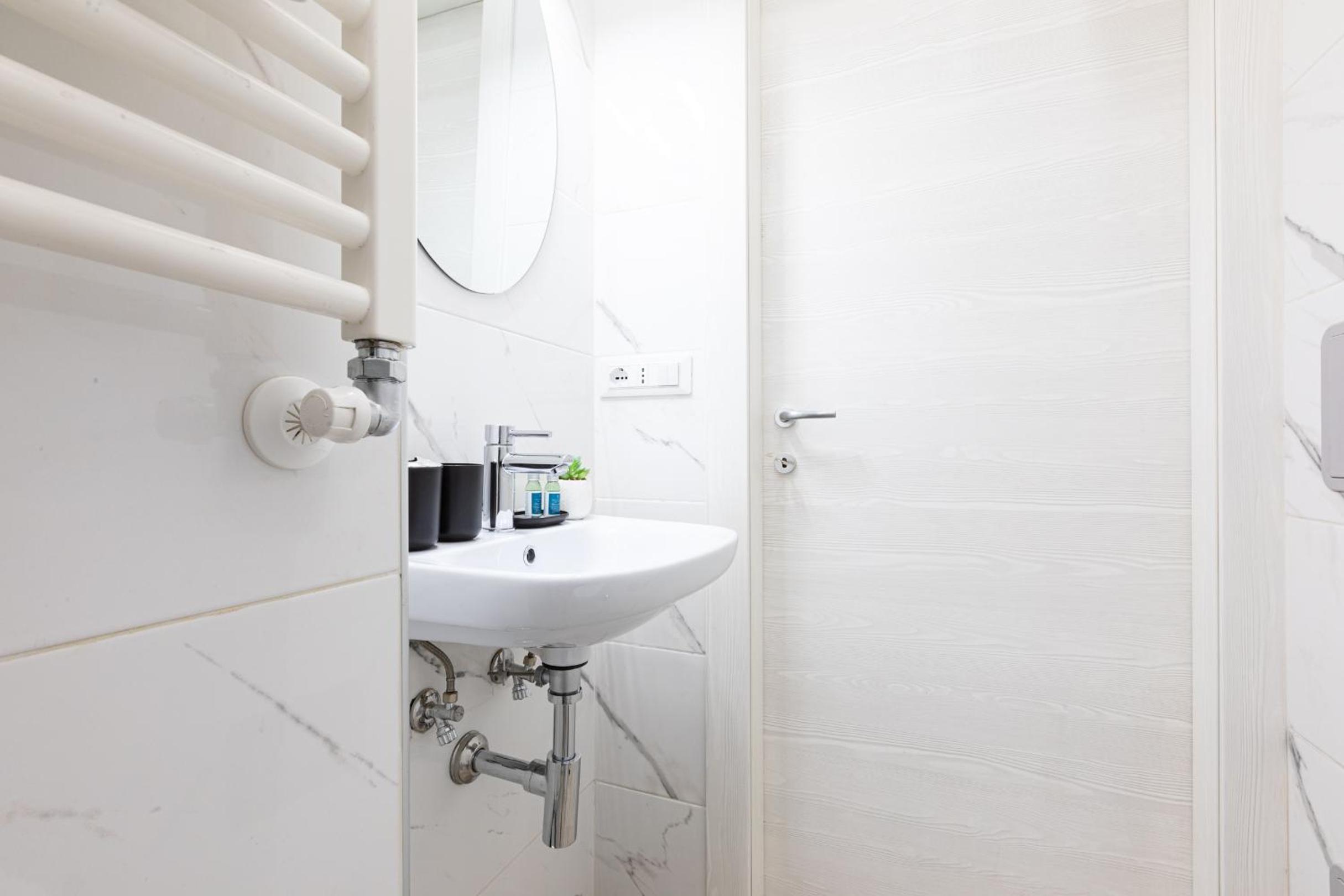 Trastevere Exclusive Three Bedroom Apartment