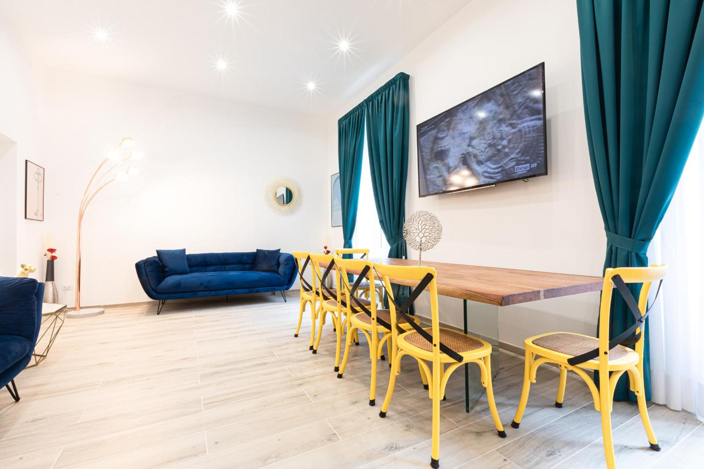 Trastevere Exclusive Three Bedroom Apartment