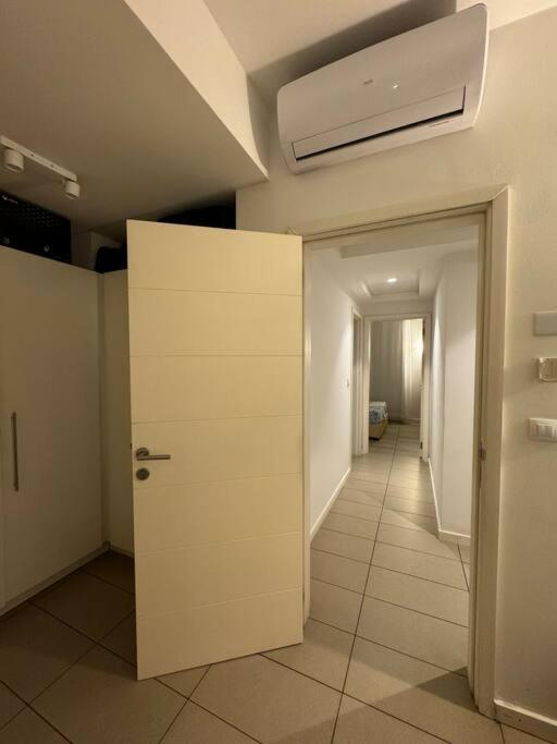 Entire Luxury Azuri Apartment TB