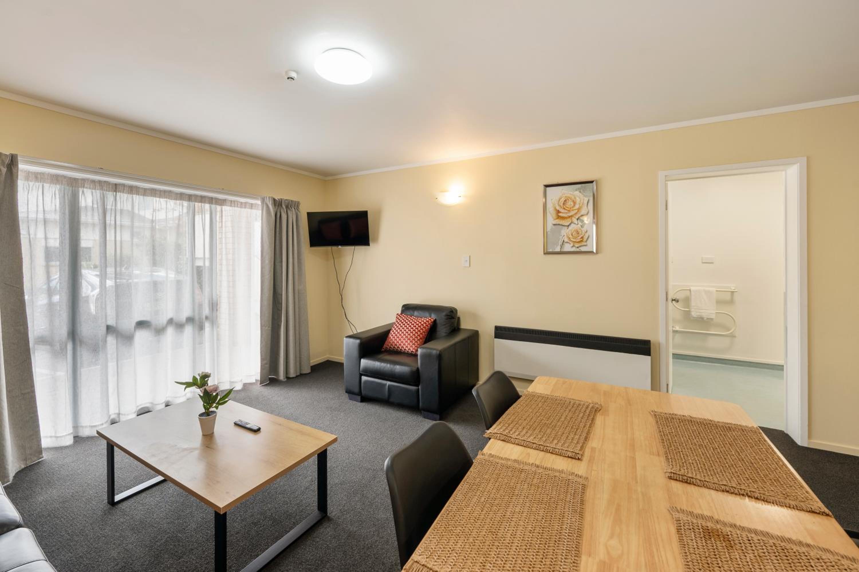 Fenton Court Motel