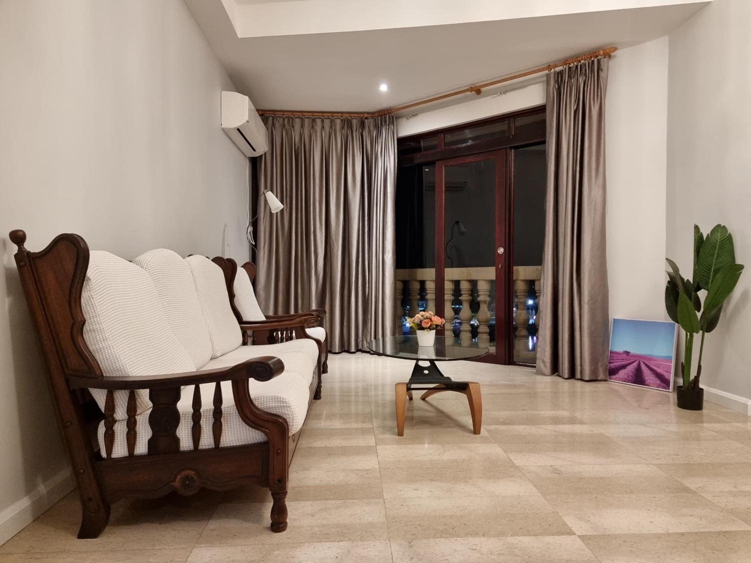 Cozzzy hut Riverbank Suites Kuching with spectacular River view photo 3