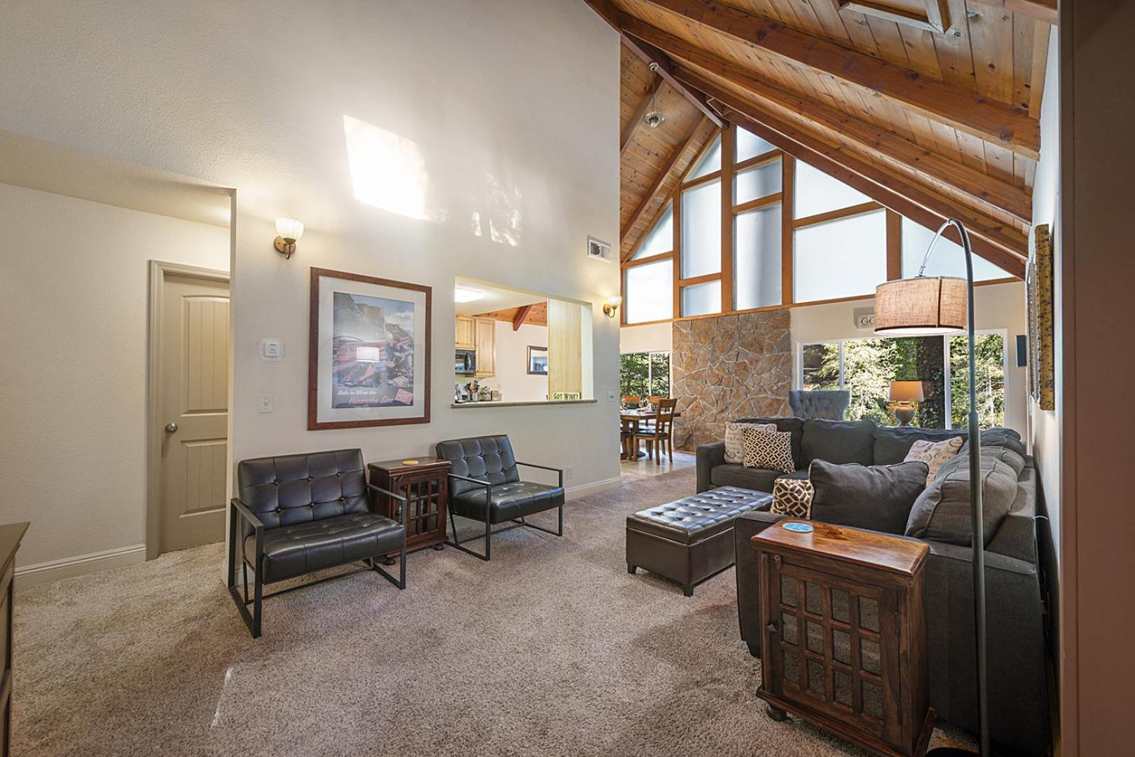 Creekside Lodge
