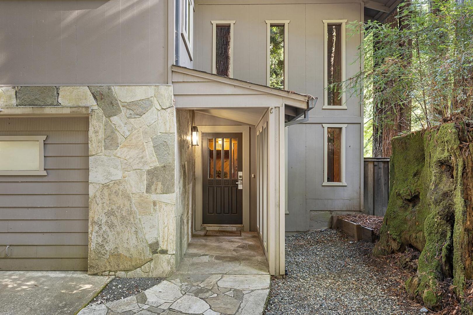 Creekside Lodge