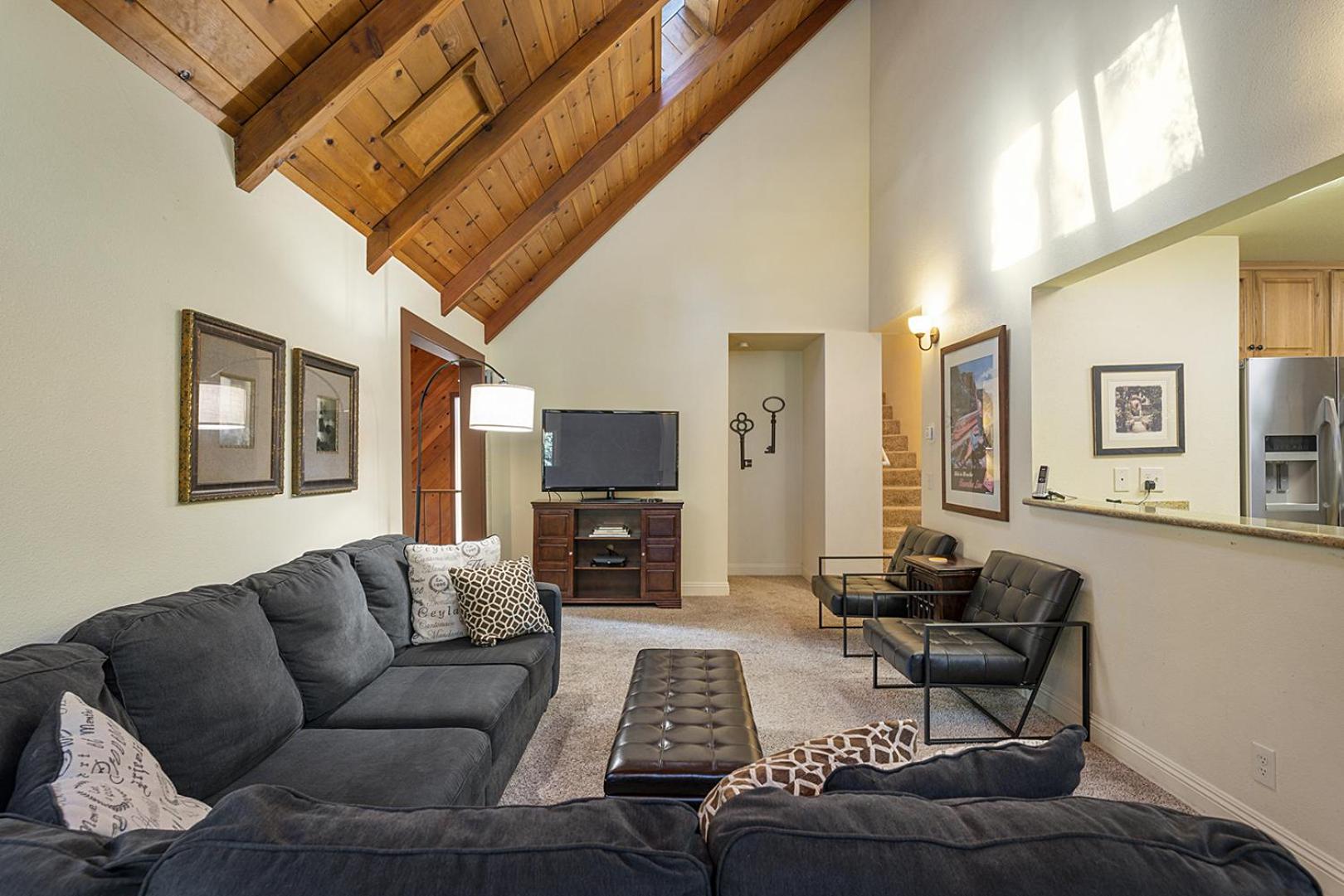 Creekside Lodge