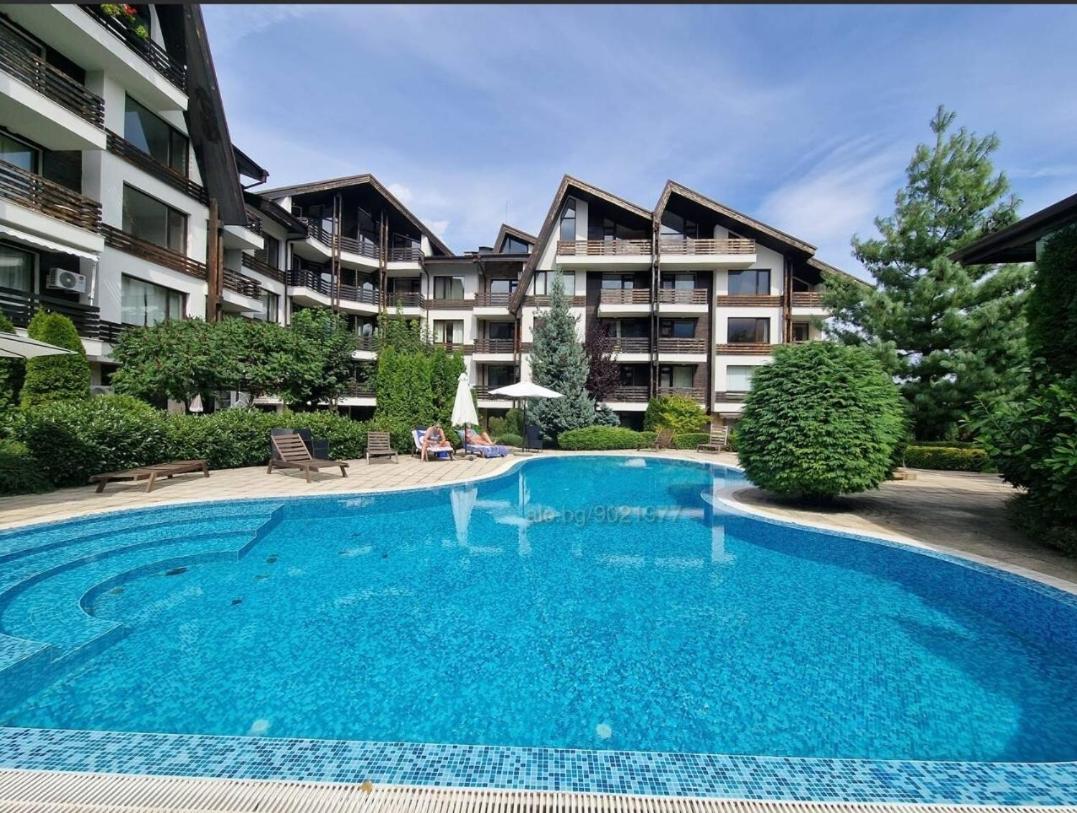 Garden apartment Aspen Suites A008