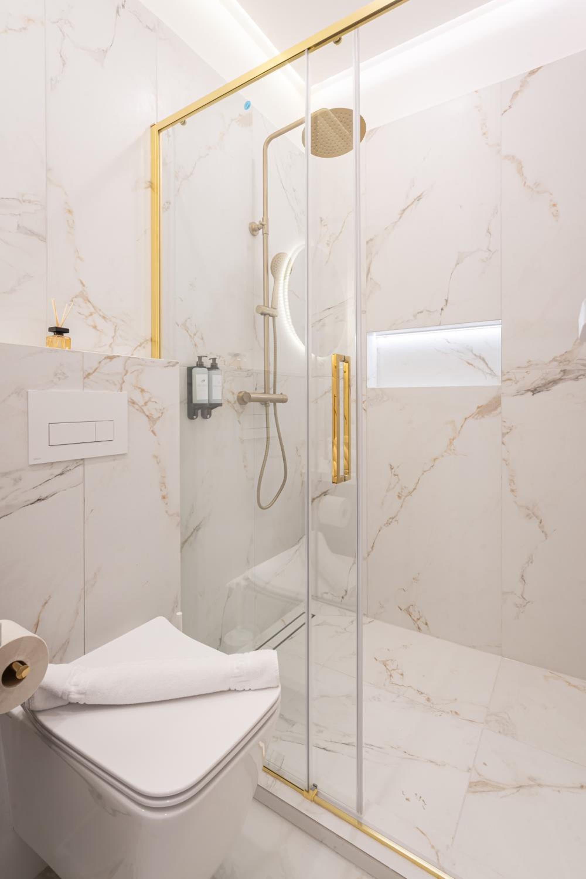 A20 - Boutique Apartment Best location, By BQA view 2