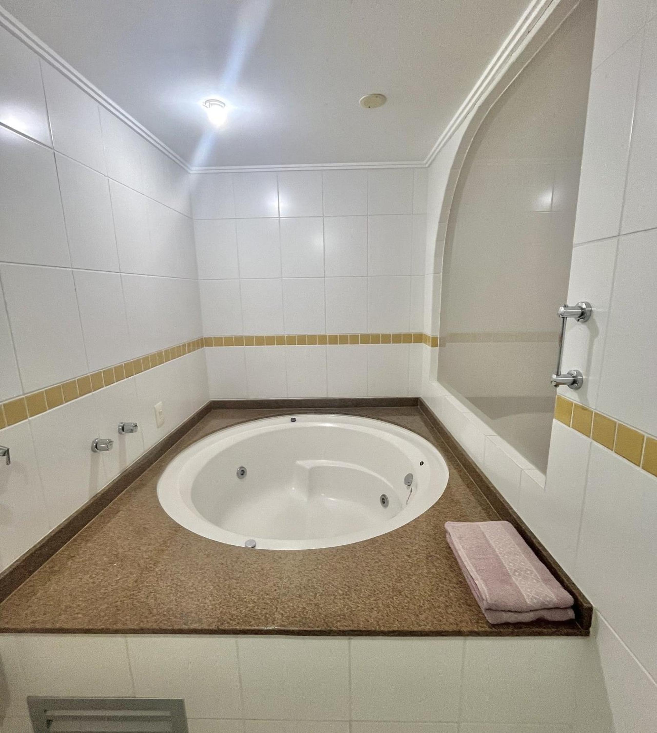 Saint Sebastian Flat 602- Com Hidro! até 3 pessoas, Duplex, no centro