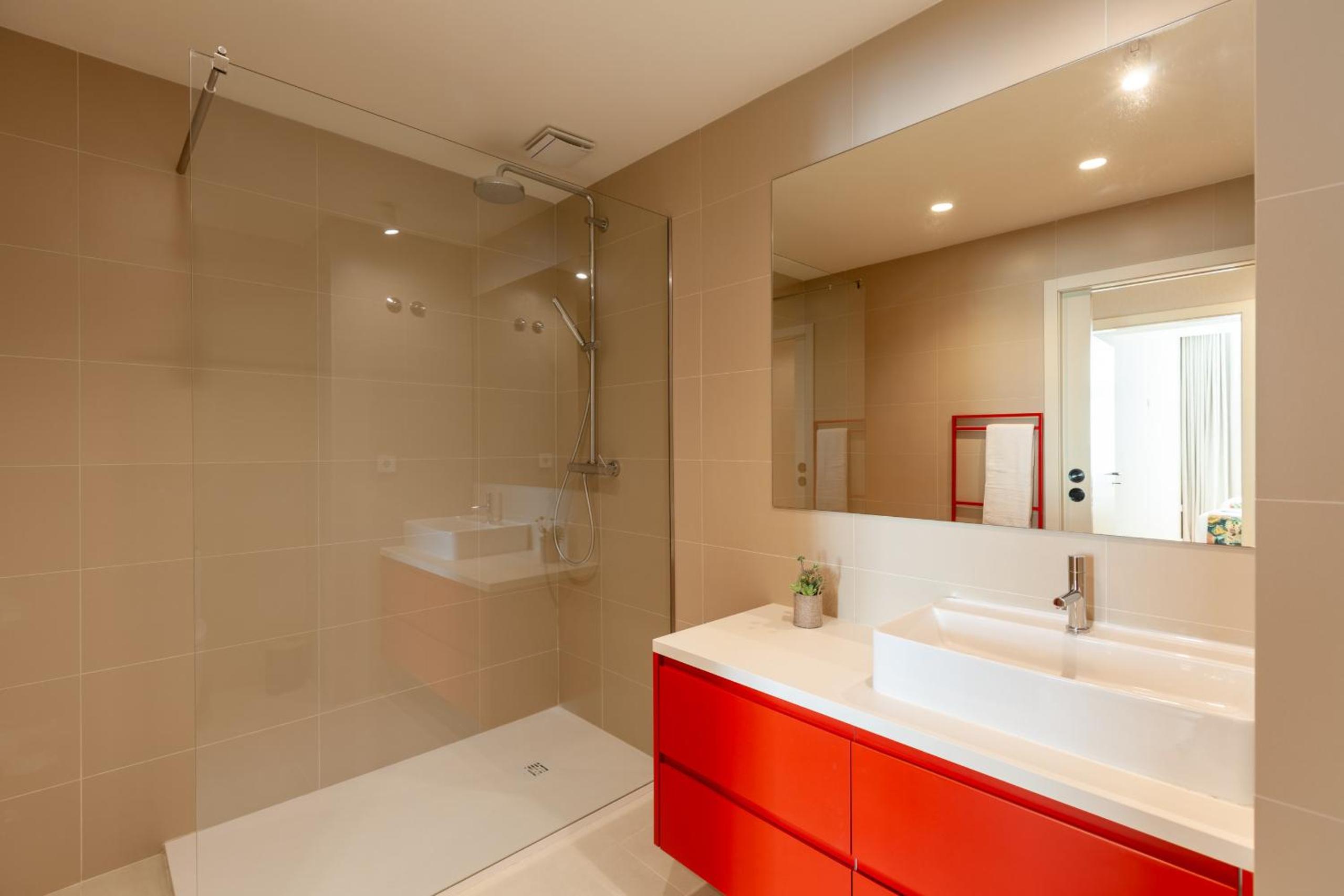 Savvy Signature Apartments