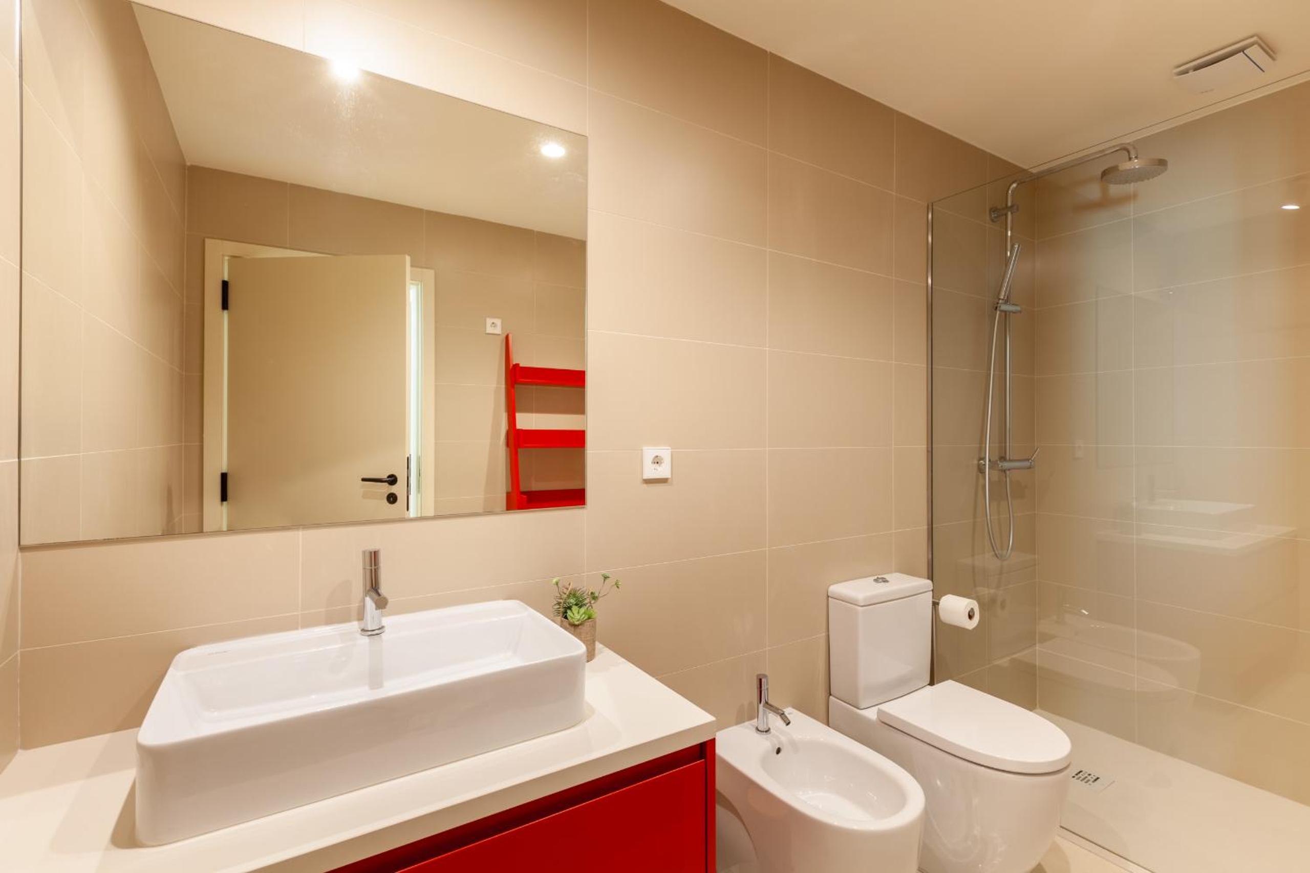 Savvy Signature Apartments