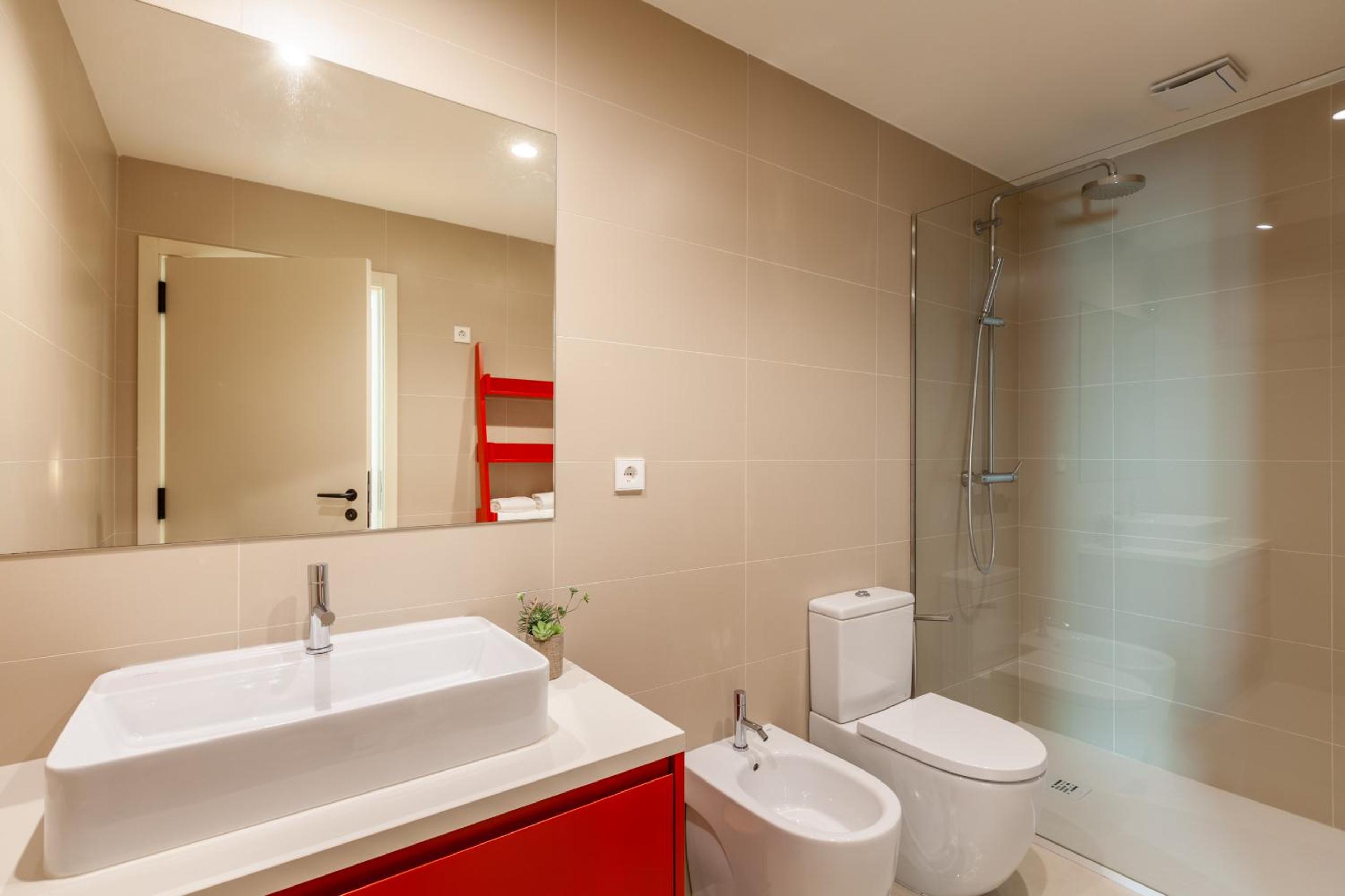 Savvy Signature Apartments