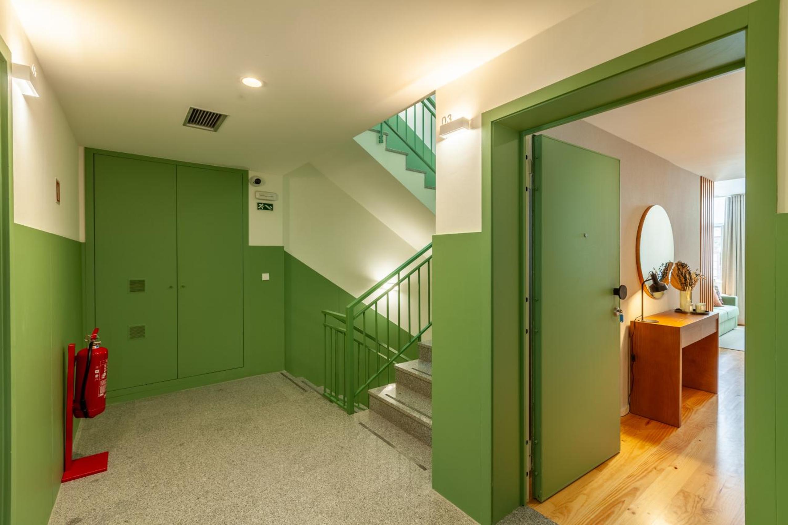 Savvy Signature Apartments
