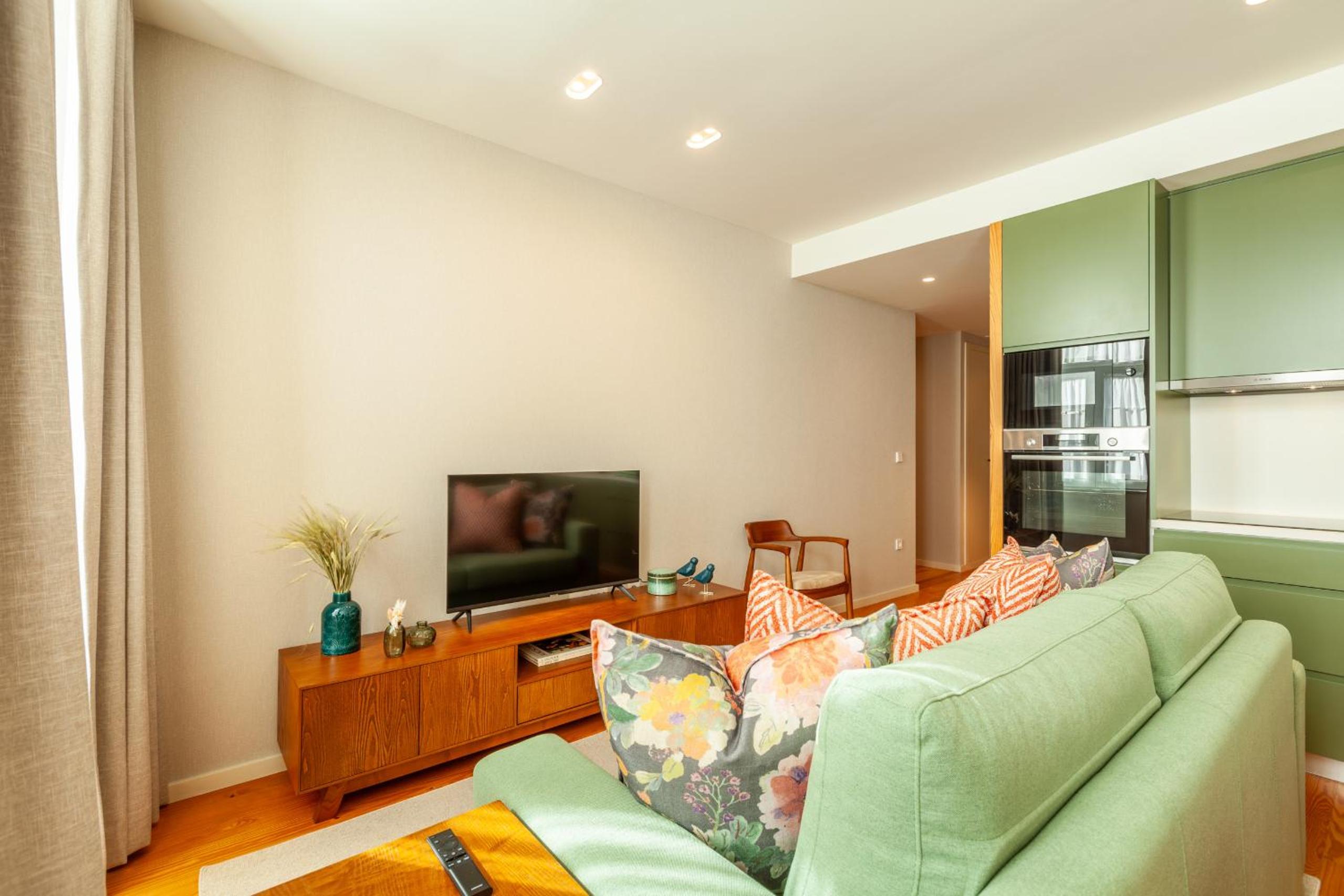 Savvy Signature Apartments
