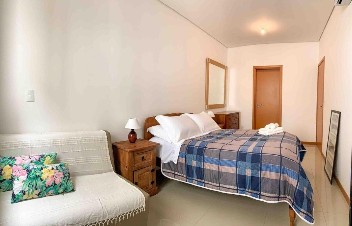 Apto De Praia no Novo Campeche • 500m do Mar