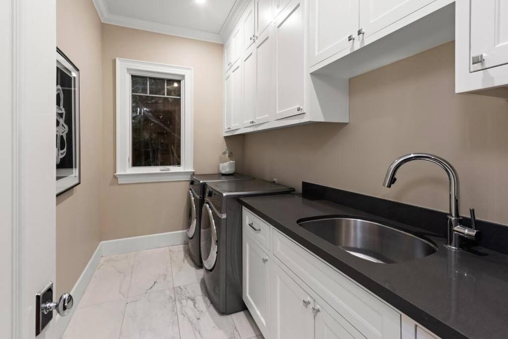 Exquisite · Elegant · Luxe · LA Upscale Retreat!