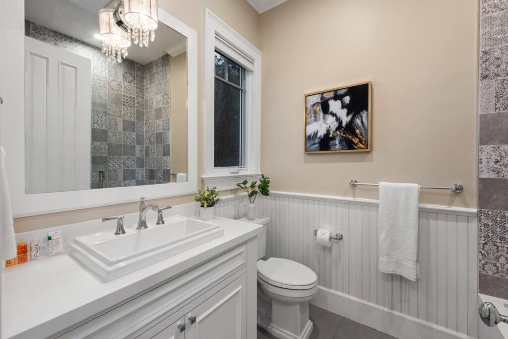 Exquisite · Elegant · Luxe · LA Upscale Retreat!