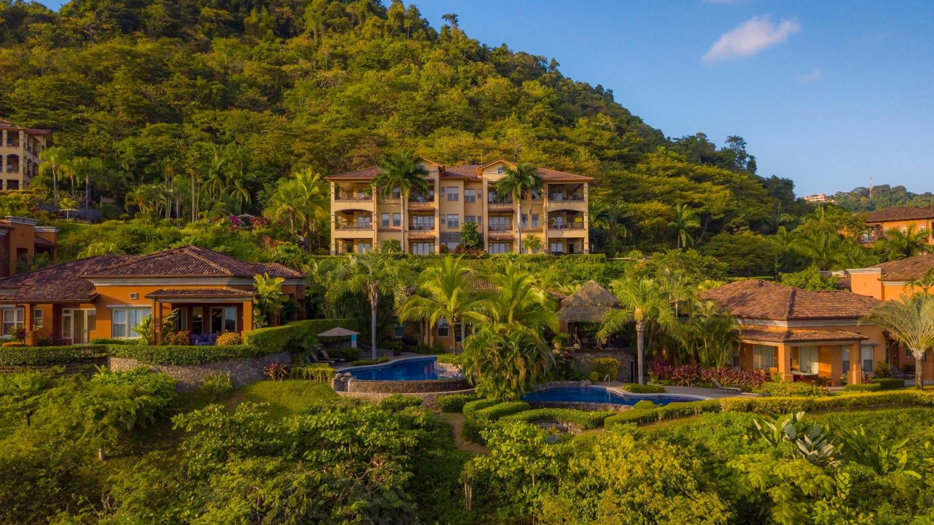 Marbella 2F 3 bdr Ocean View in Los Suenos