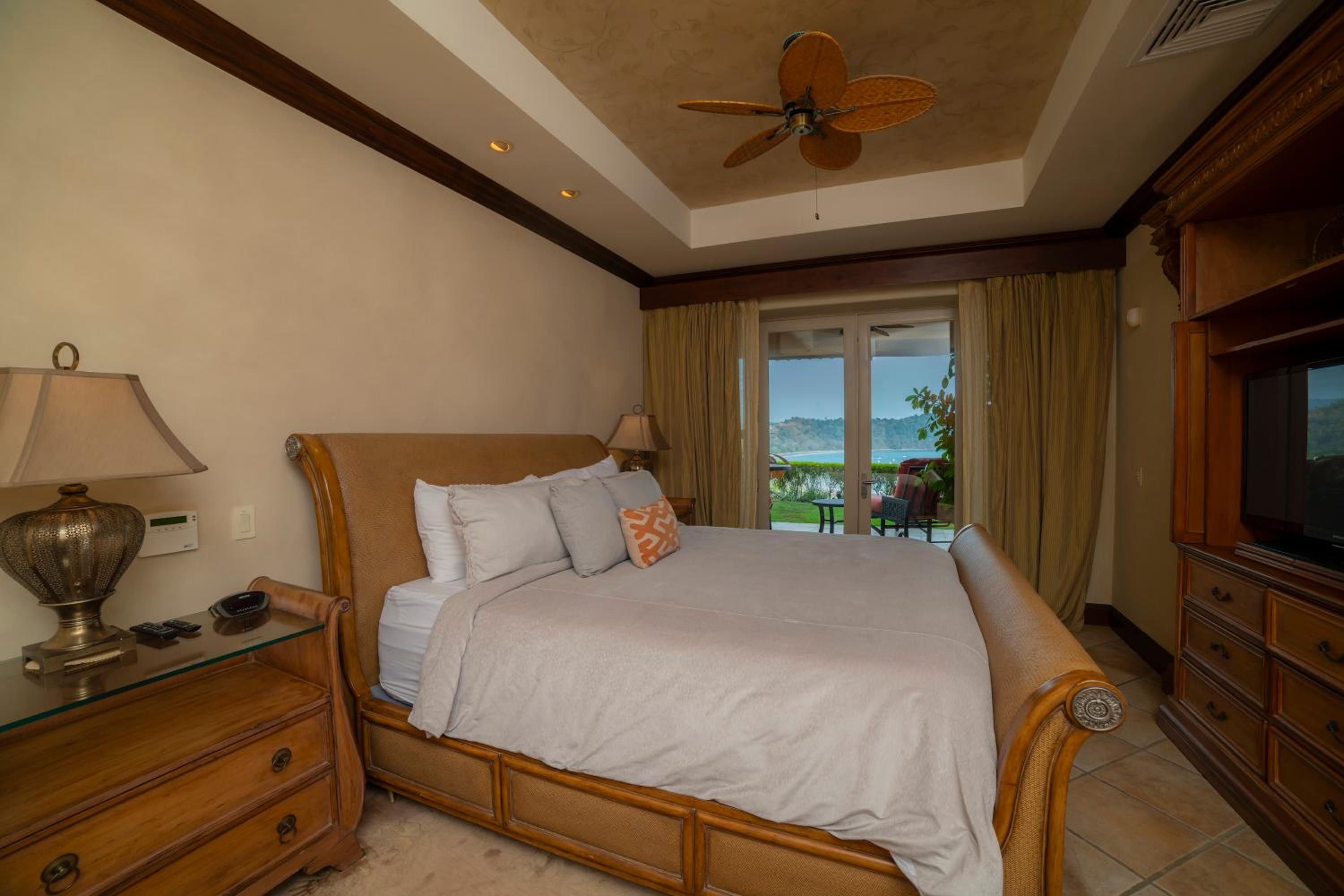 Marbella 2F 3 bdr Ocean View in Los Suenos