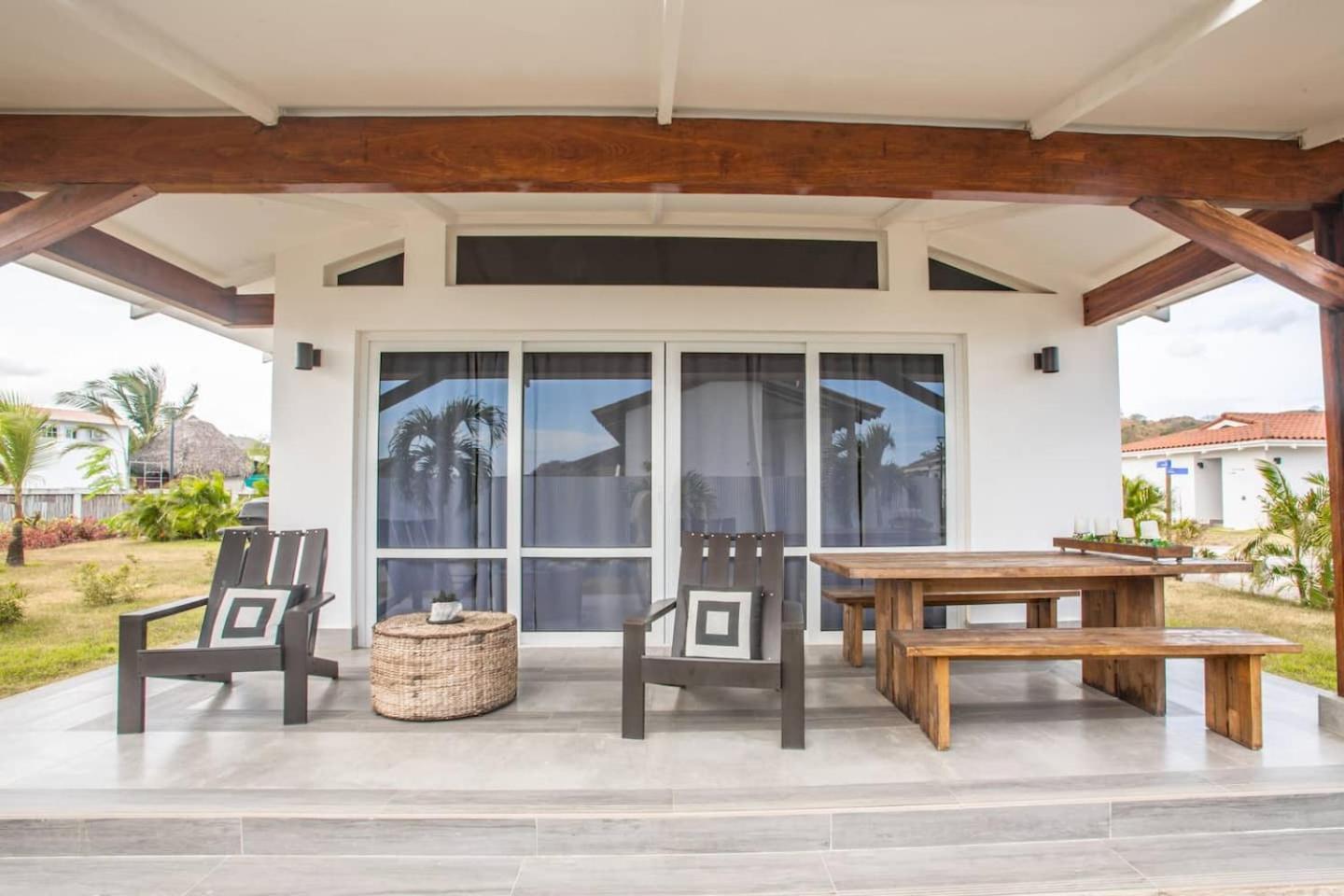 Steps from Ocean Couple's Getaway Private Villa view 5
