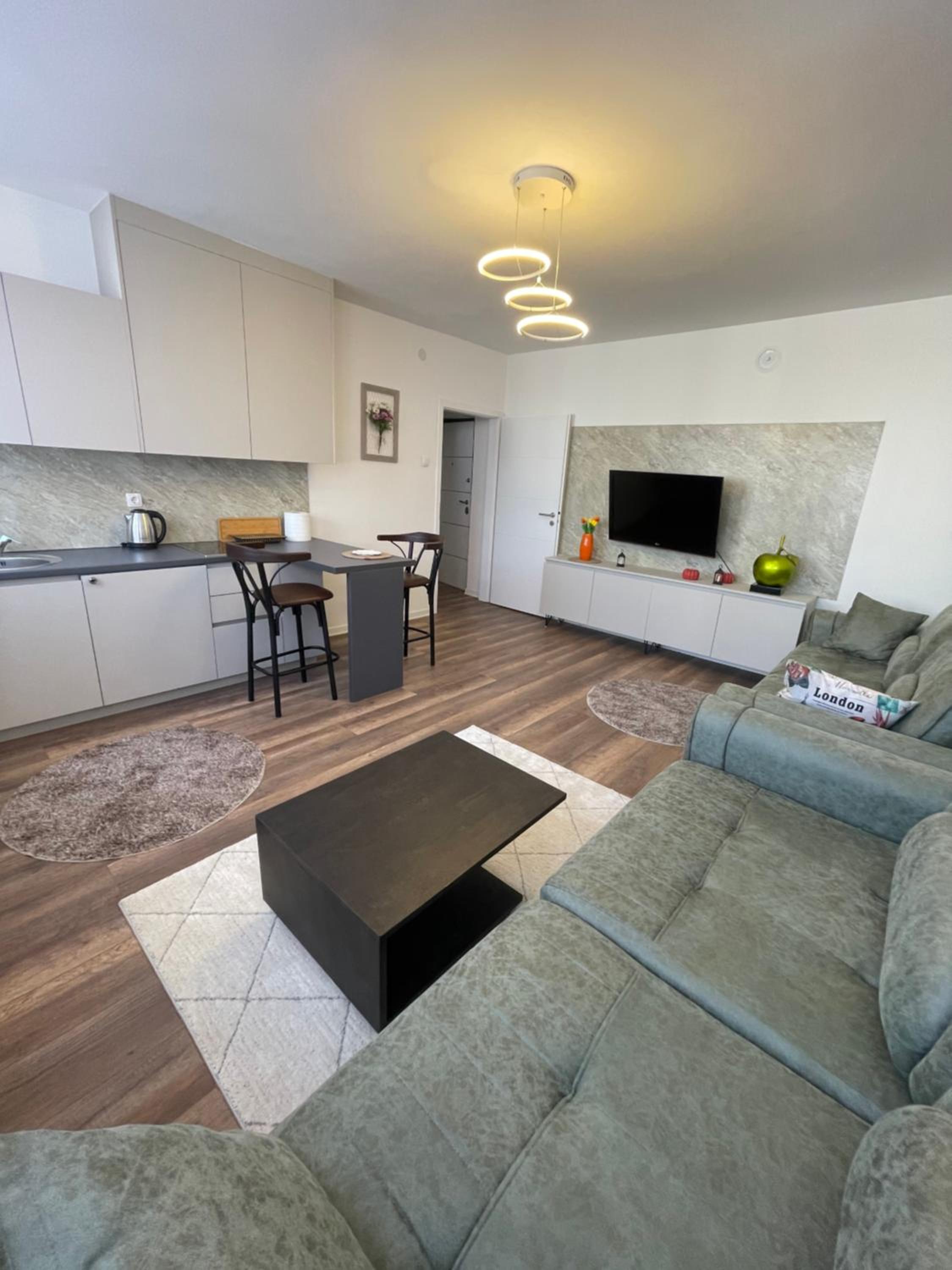 Center apartment, photo 7