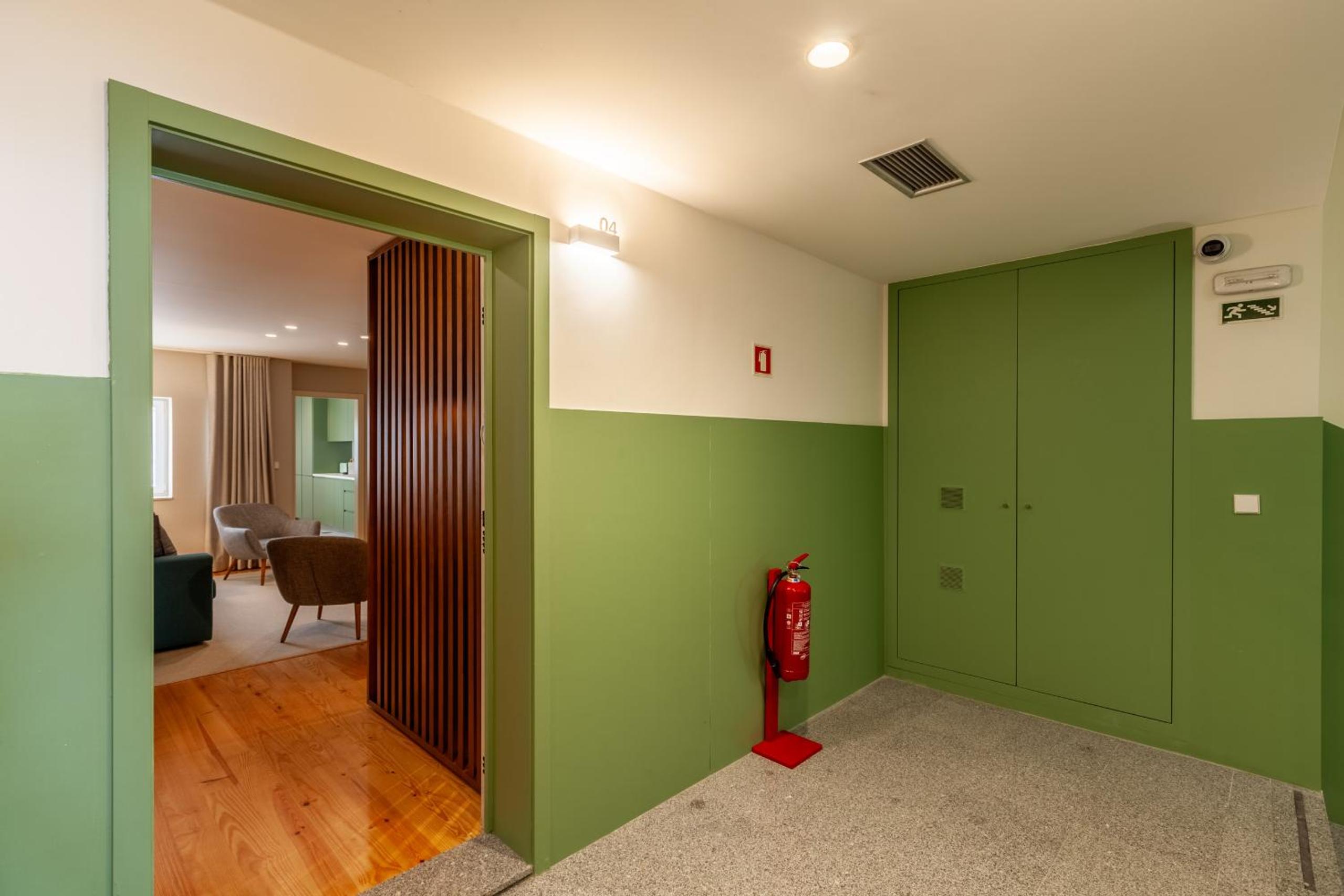 Savvy Signature Apartments